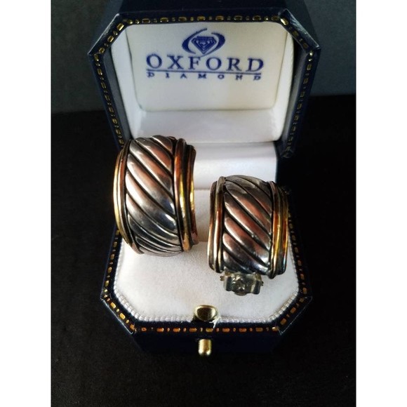 Two Toned Twisted Ribbed Clip-on Earrings - Picture 1 of 10